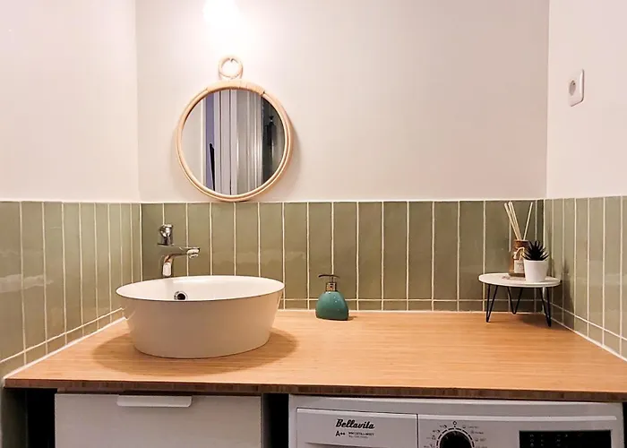 L'oasidenia - Proche Gare De *